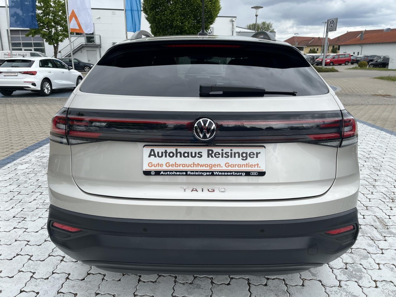 Taigo 1.0 TSI Move DSG (IQLight+NAVI+APP+AHK+ACC+RearView)