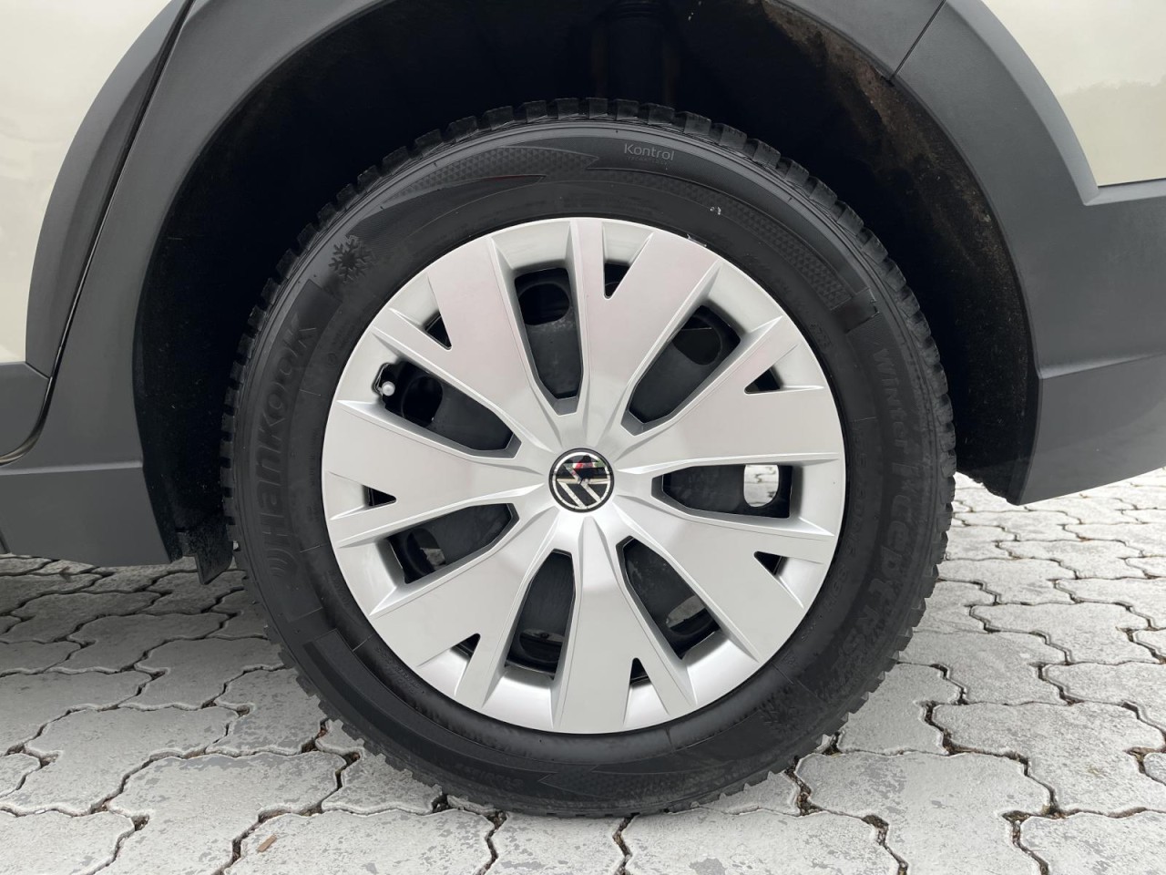 Taigo 1.0 TSI Move DSG (IQLight+NAVI+APP+AHK+ACC+RearView)