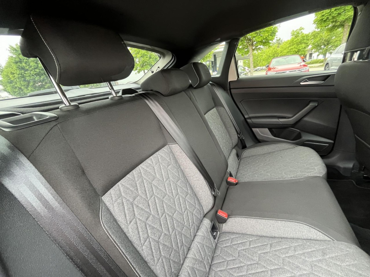 Taigo 1.0 TSI Move DSG (IQLight+NAVI+APP+AHK+ACC+RearView)