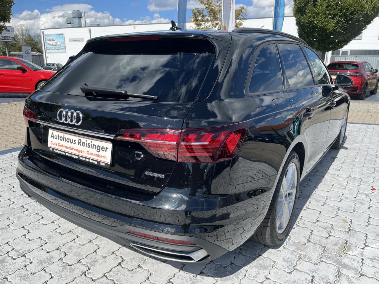 A4 Avant 40 TDI quattro S tronic (Navi, LED, AHK)