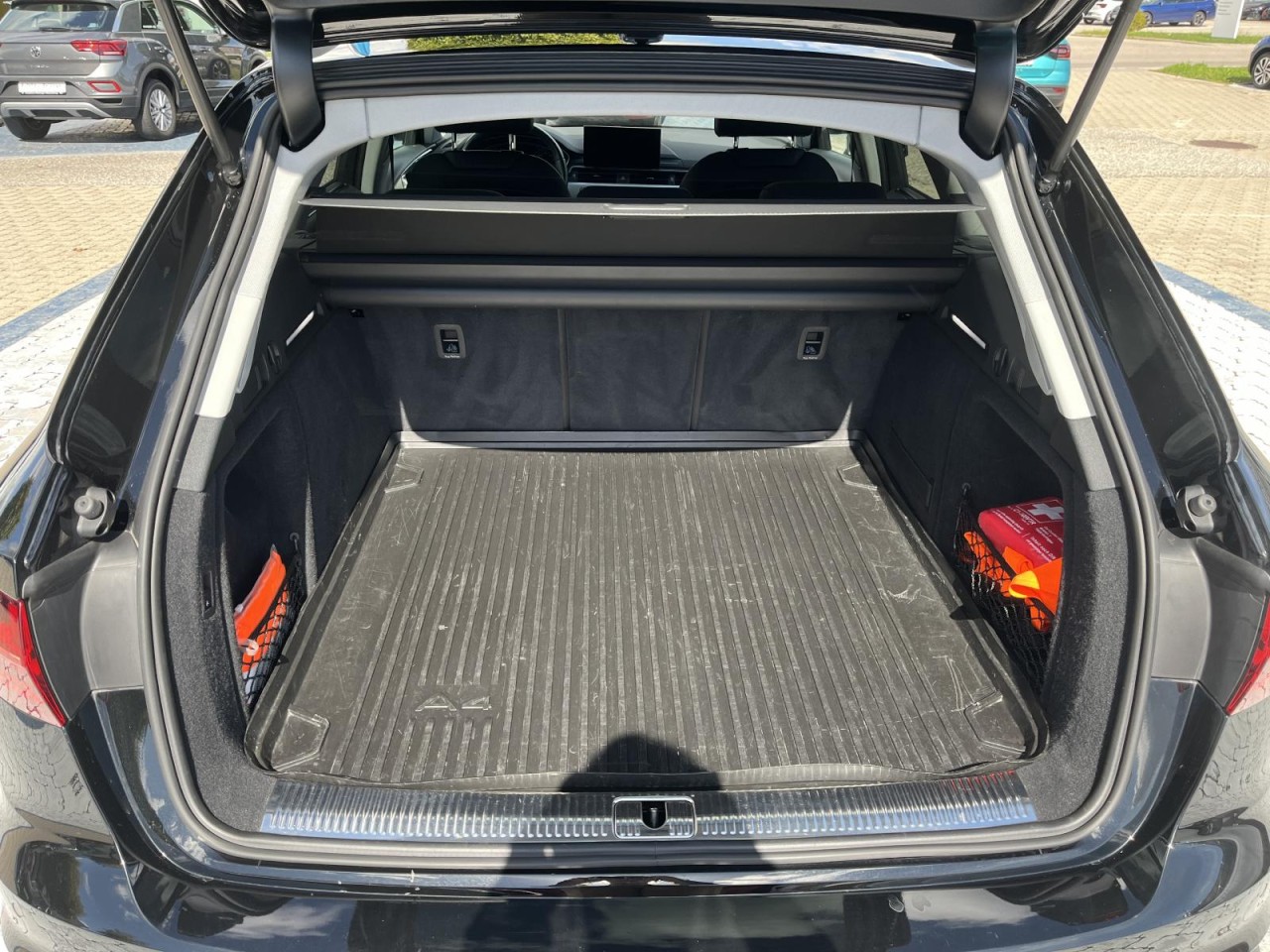 A4 Avant 40 TDI quattro S tronic (Navi, LED, AHK)