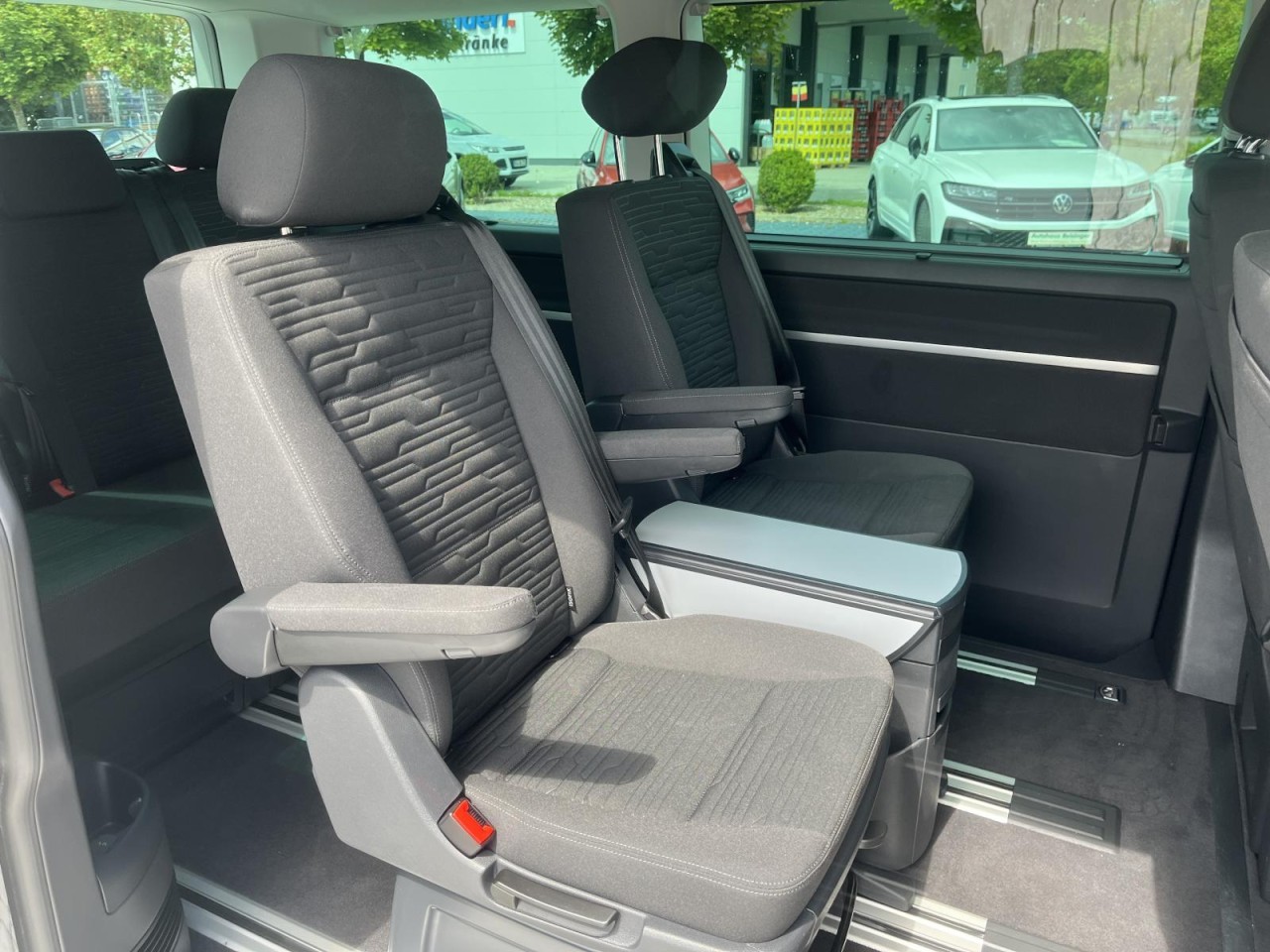 Multivan T6.1 Comfortline 2,0 TDI DSG 4Motion (LED+Navi+Standhzg)