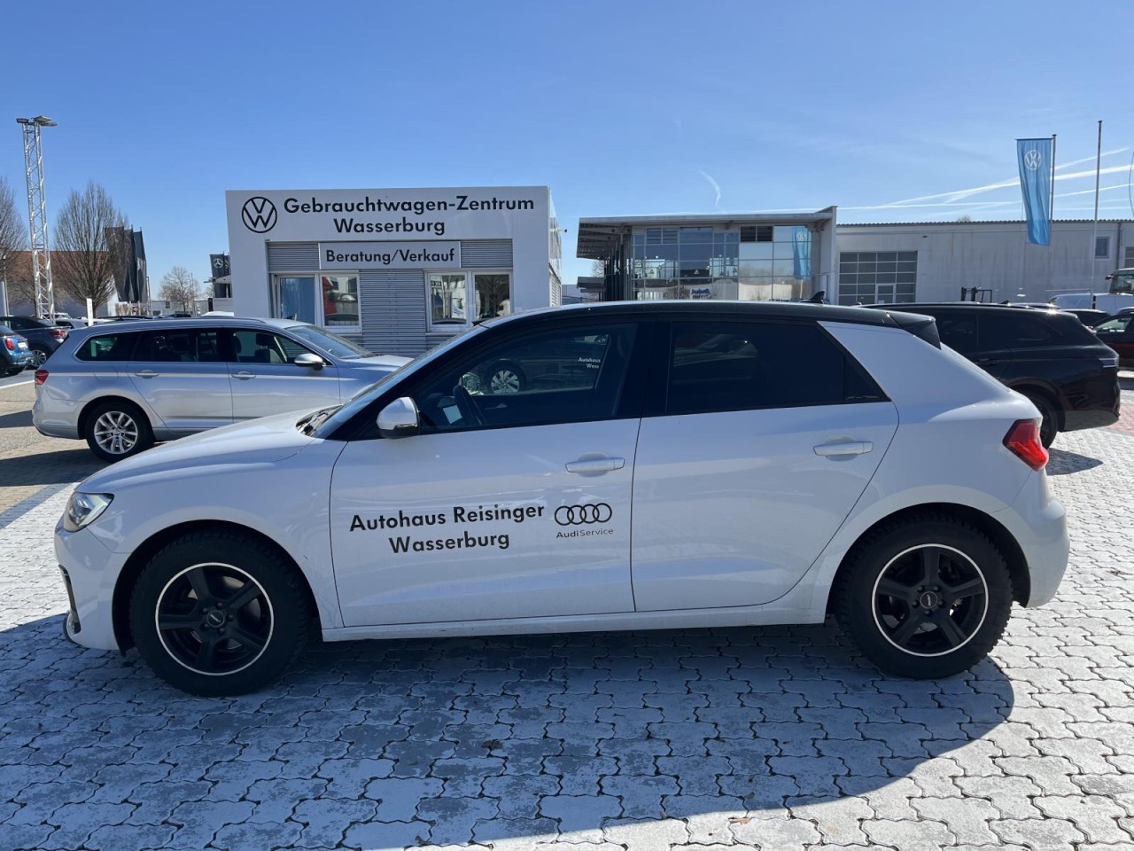 A1 Sportback 1,0 TFSI S-Line Advanced (LED,Sounds.)