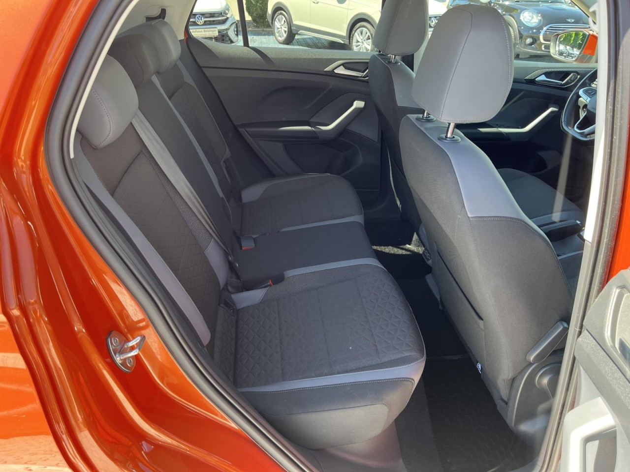 T-Cross 1,0 TSI DSG R-Line (RearView+ACC+LED+Navi)