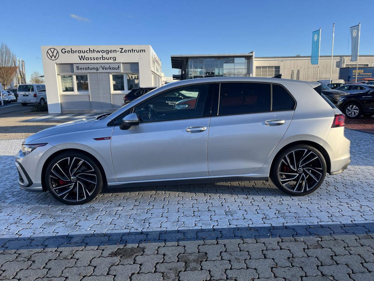 Golf VIII GTI 2.0 TSI DSG (IQLight,Navi,RearView,DCC)