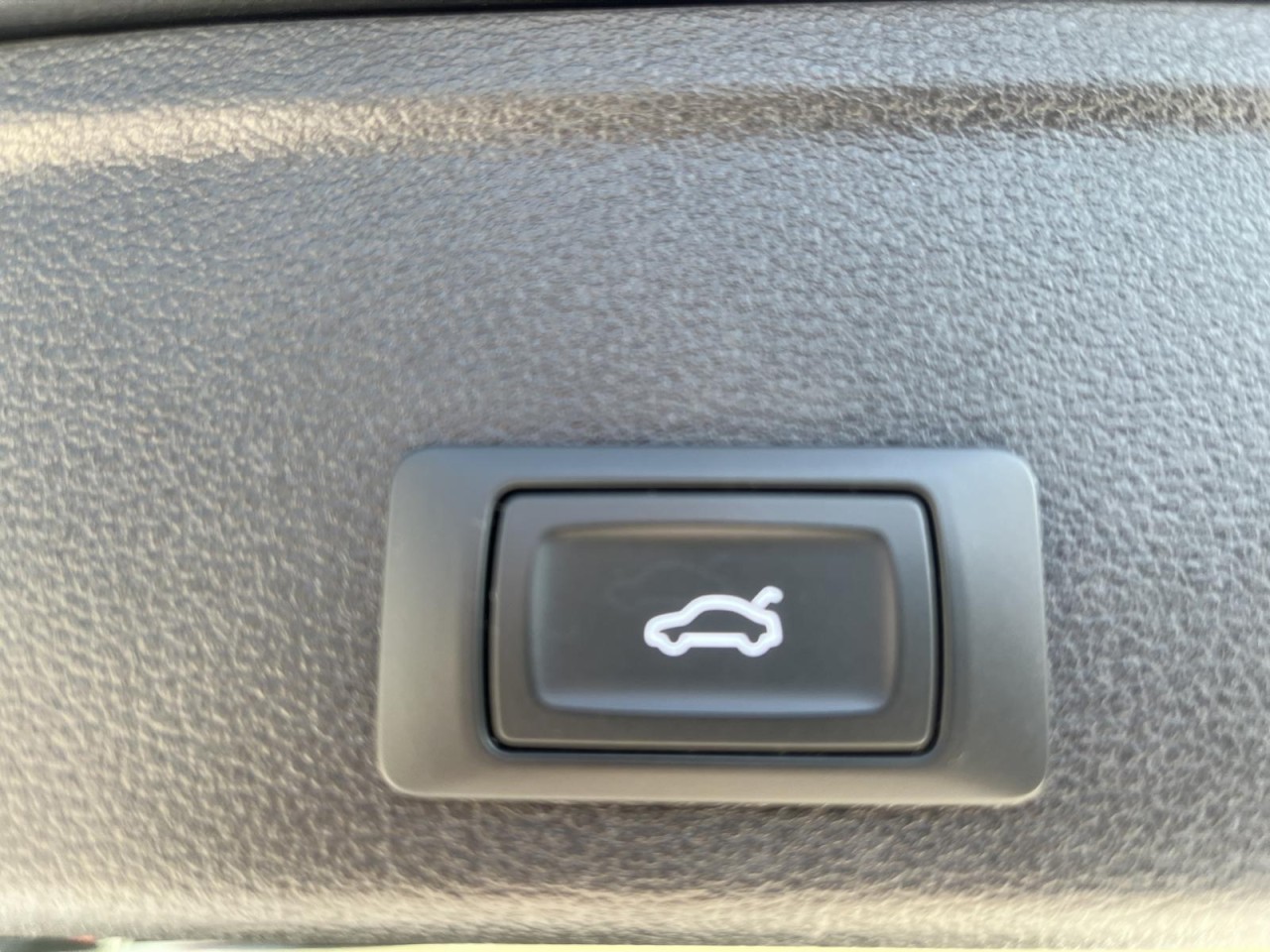 A4 Avant 40 TDI Stronic quattro S-Line competition (LED+Navi)