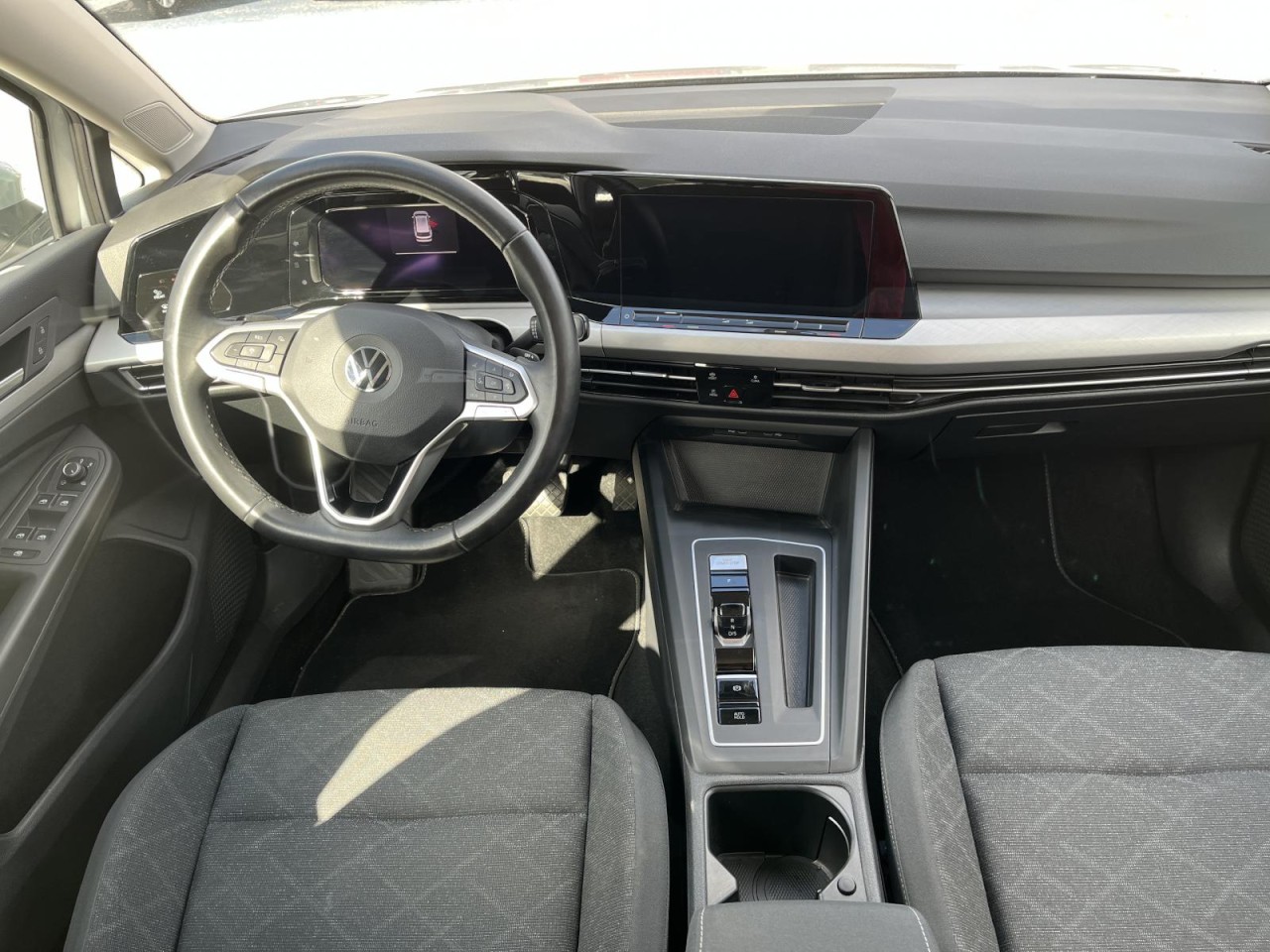 Golf VIII Variant 1.5 eTSI Life DSG (LEDPlus+NAVI+APP+ACC)