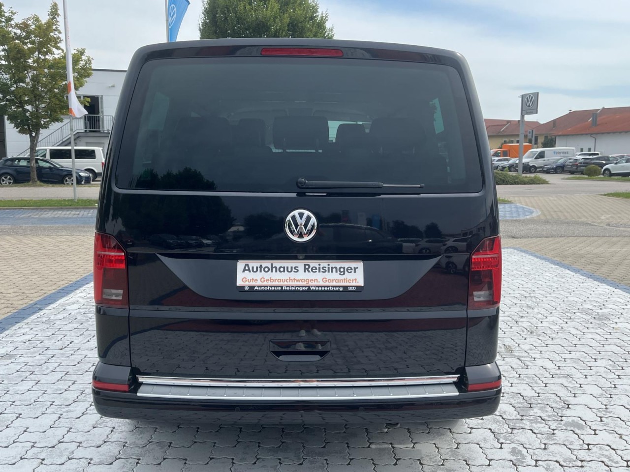 Multivan T6.1 Generation Six 2,0 TDI DSG 4 Motion (LED+RearView)