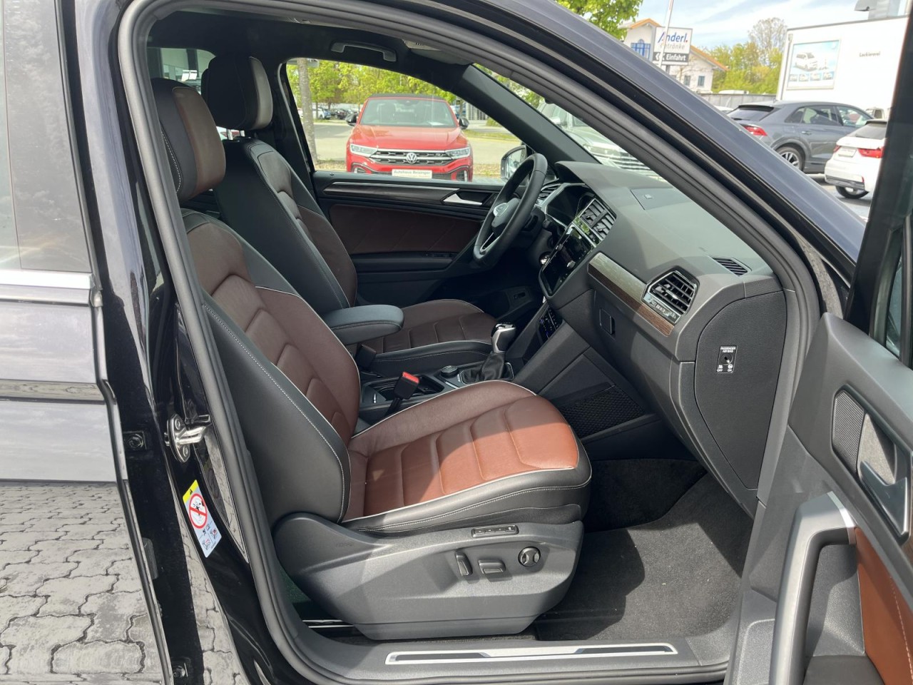 Tiguan 2,0 TDI DSG 4Motion Elegance (LED+AHK+Leder)