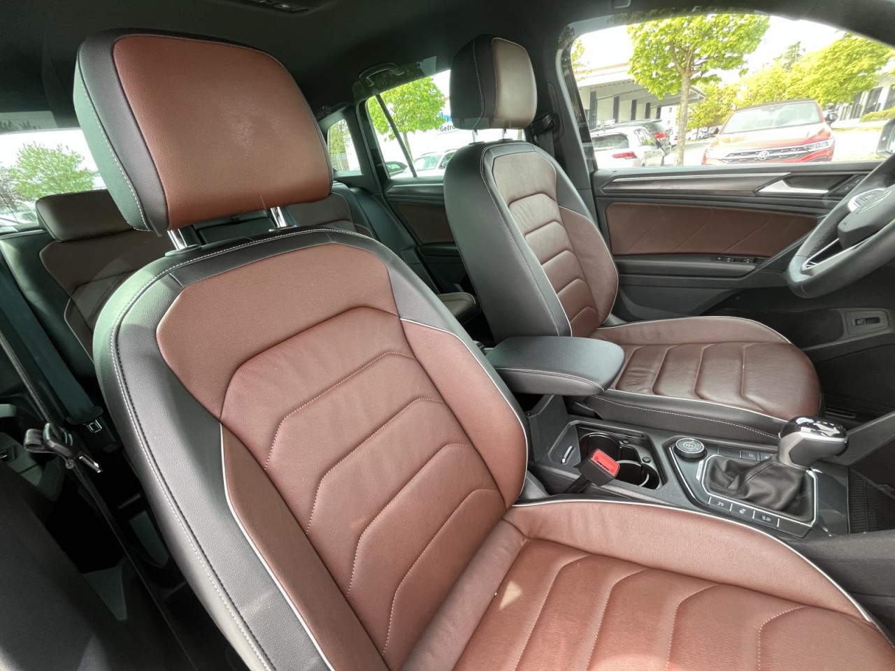 Tiguan 2,0 TDI DSG 4Motion Elegance (LED+AHK+Leder)