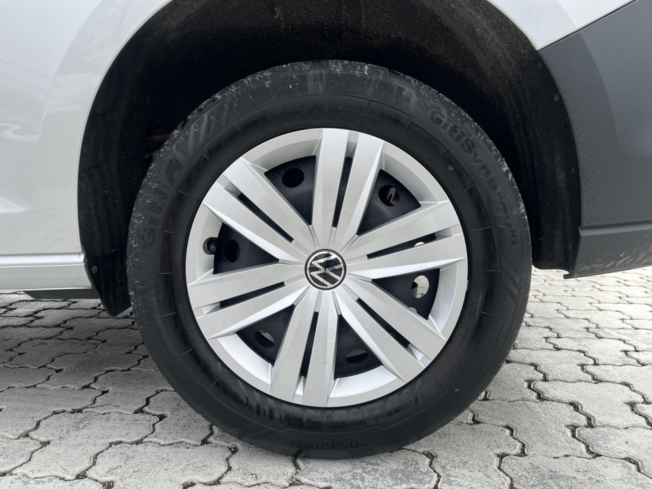 Caddy 2.0 TDI Cargo DSG (NAVI+APP+LED+RearView+Standh.)