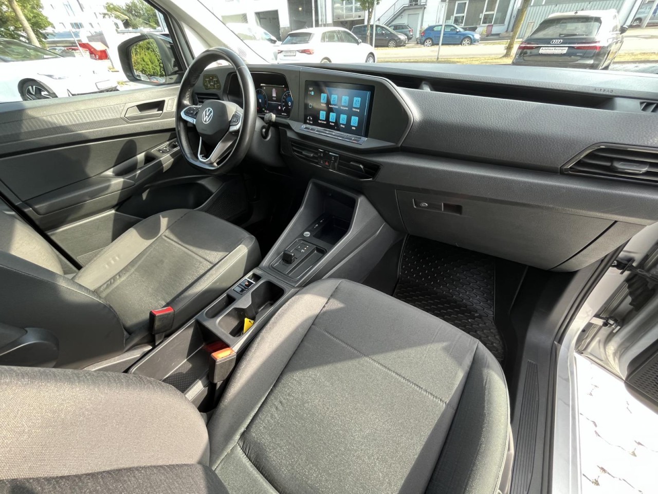 Caddy Maxi Commerce Cargo 2.0 TDI DSG (LED+Navi+R-Kamera+)