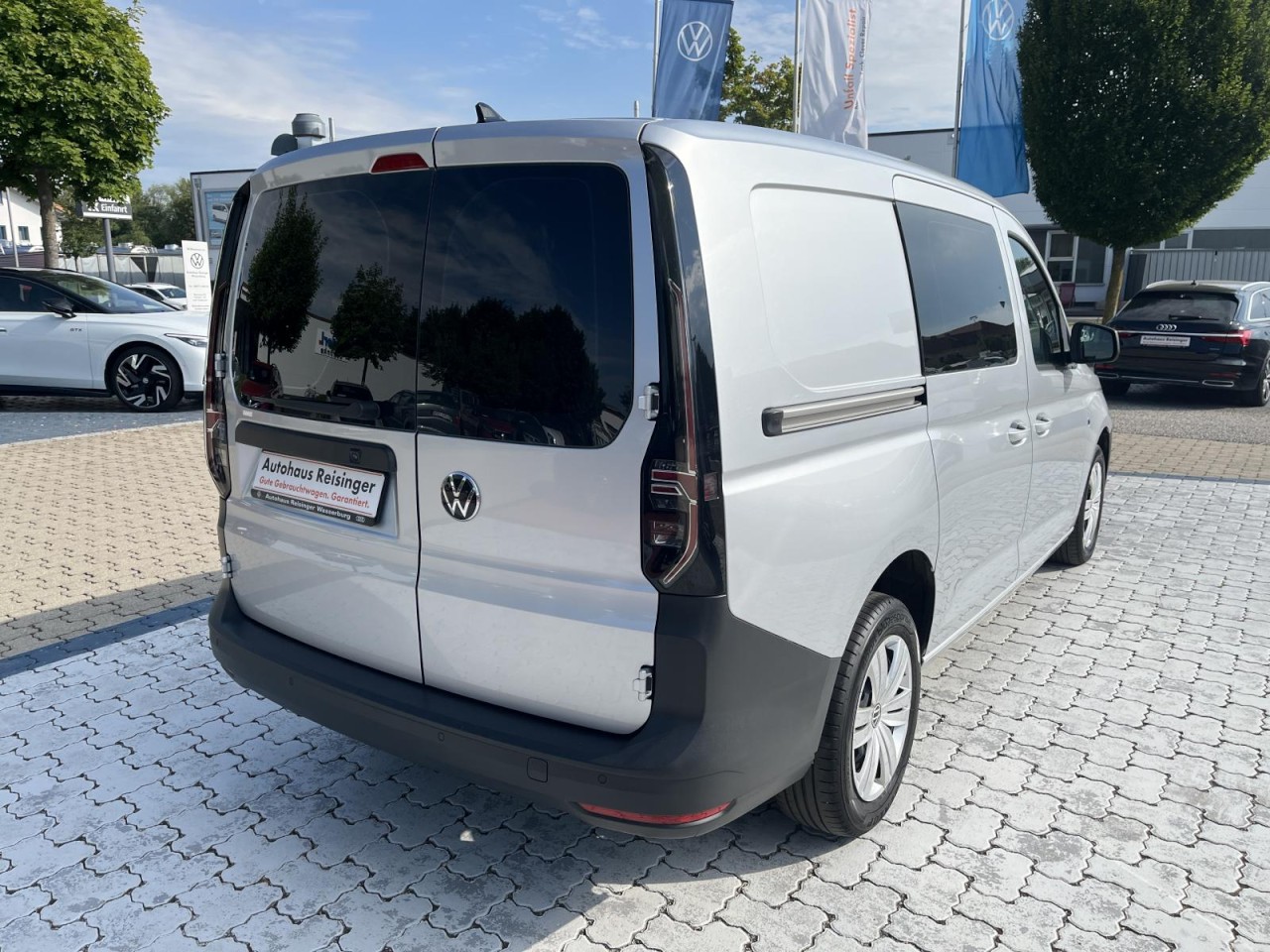 Caddy Maxi Commerce Cargo 2.0 TDI DSG (LED+Navi+R-Kamera+)