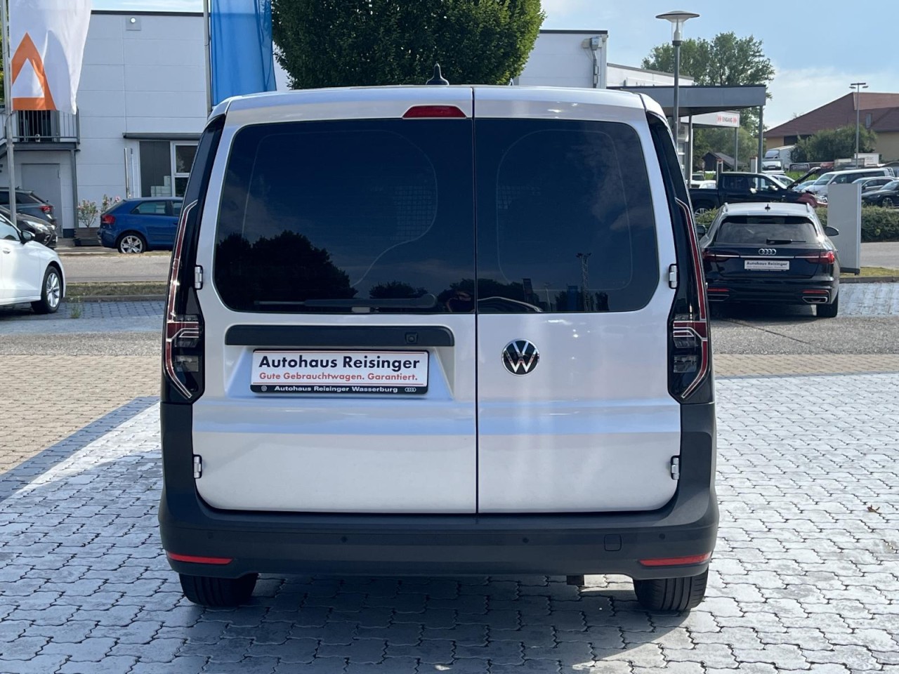 Caddy Maxi Commerce Cargo 2.0 TDI DSG (LED+Navi+R-Kamera+)