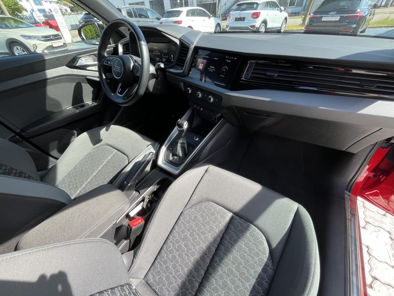 A1 Sportback 1.0 TFSI Advanced S-Tronic (LED,Sounds.)