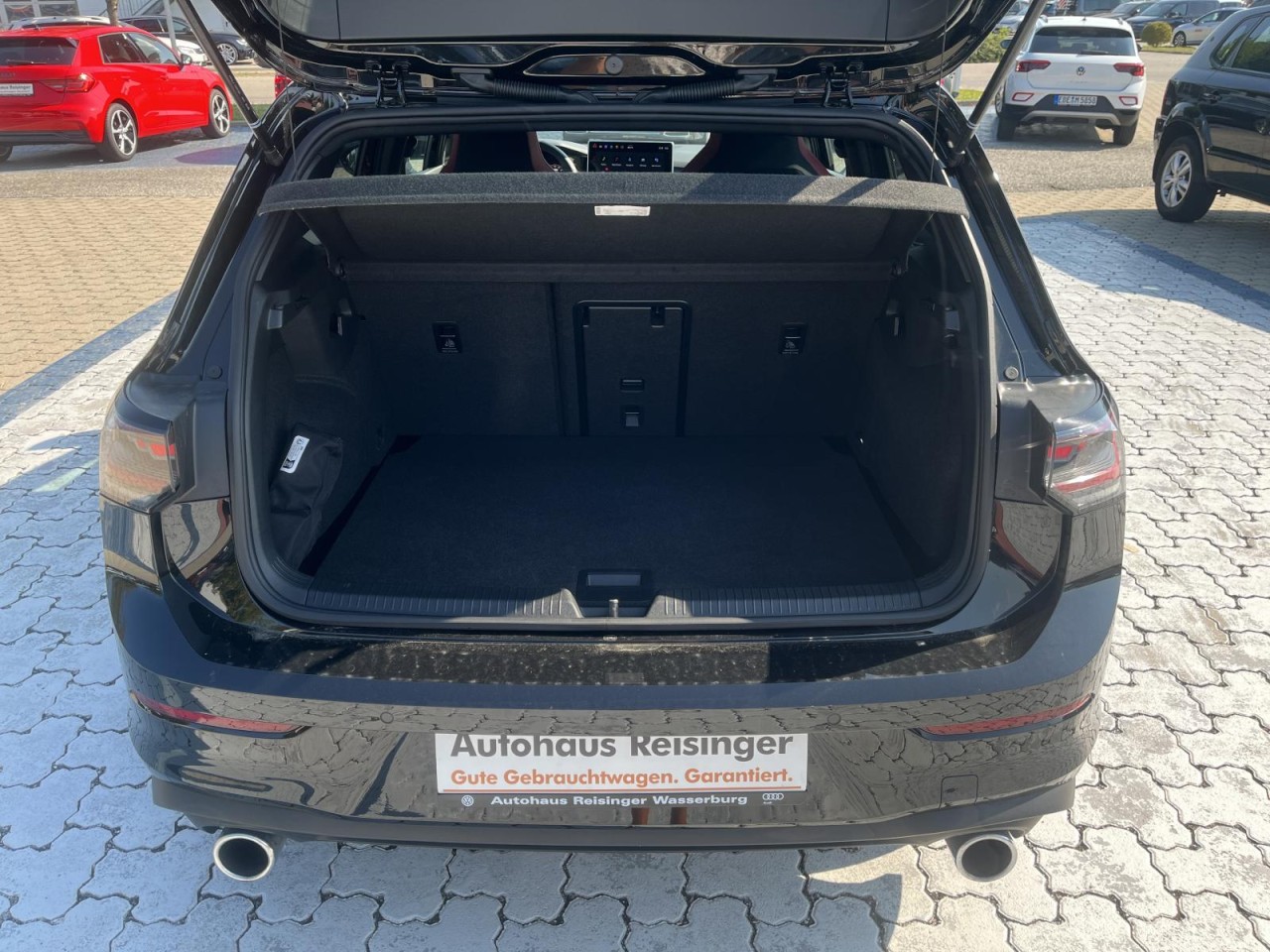 Golf VIII GTI 2.0 TSI DSG (IQ.Light+Head-up+DCC)