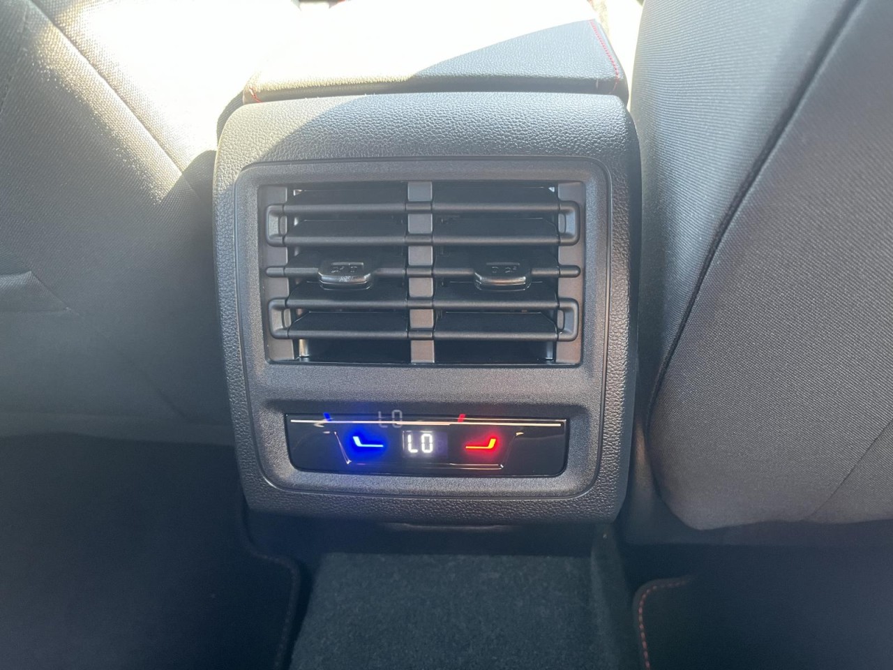Golf VIII GTI 2.0 TSI DSG (IQ.Light+Head-up+DCC)
