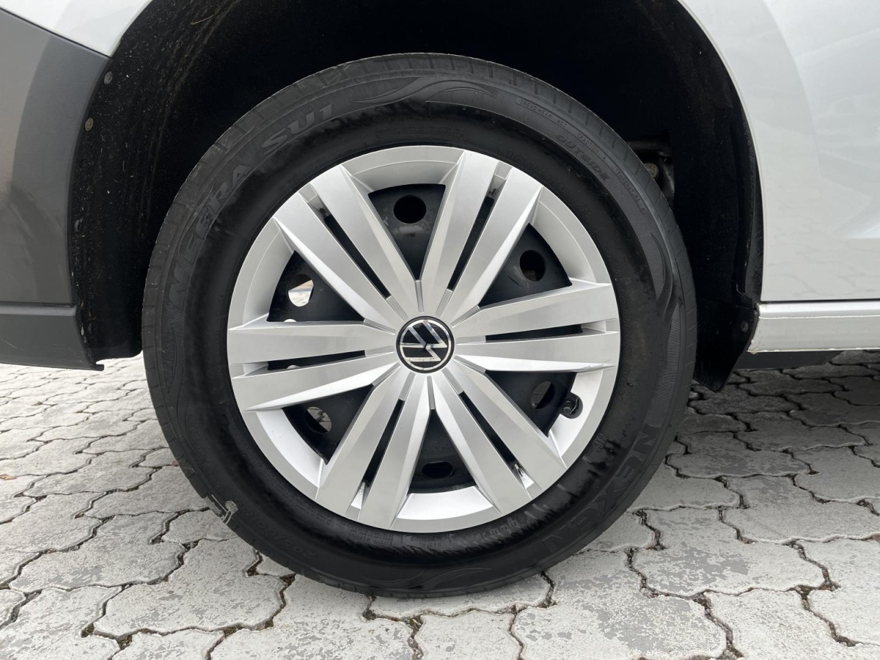 Caddy Cargo 2.0 TDI DSG (NaviI+LED+RearView)