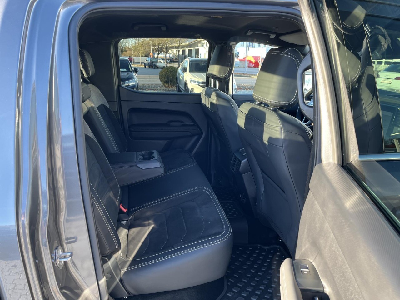 Amarok T1 Style 2,0 TDI Automatik (Klima+Navi+LED)