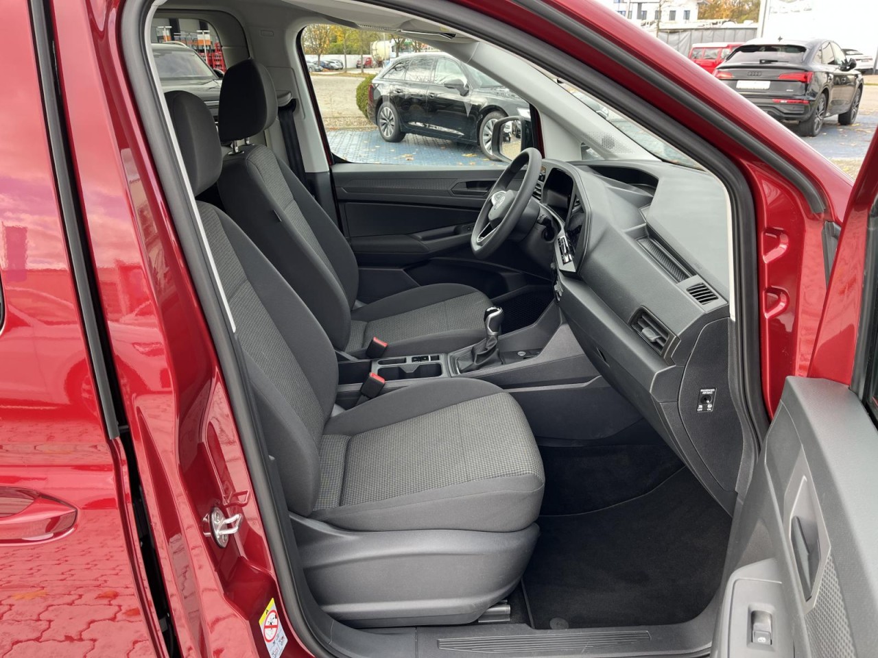 Caddy Maxi Life Kombi 1,5 TSI (RearView,Sitzh.,Lane-FrontAssist)