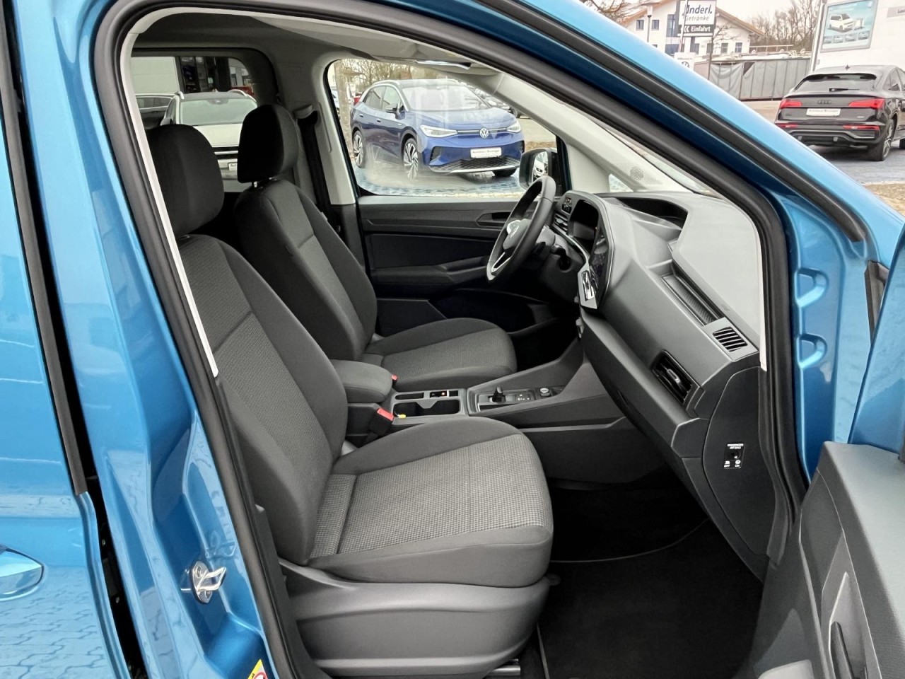 Caddy 2.0 TDI DSG Kombi (APP,NAV,LED,RearView)