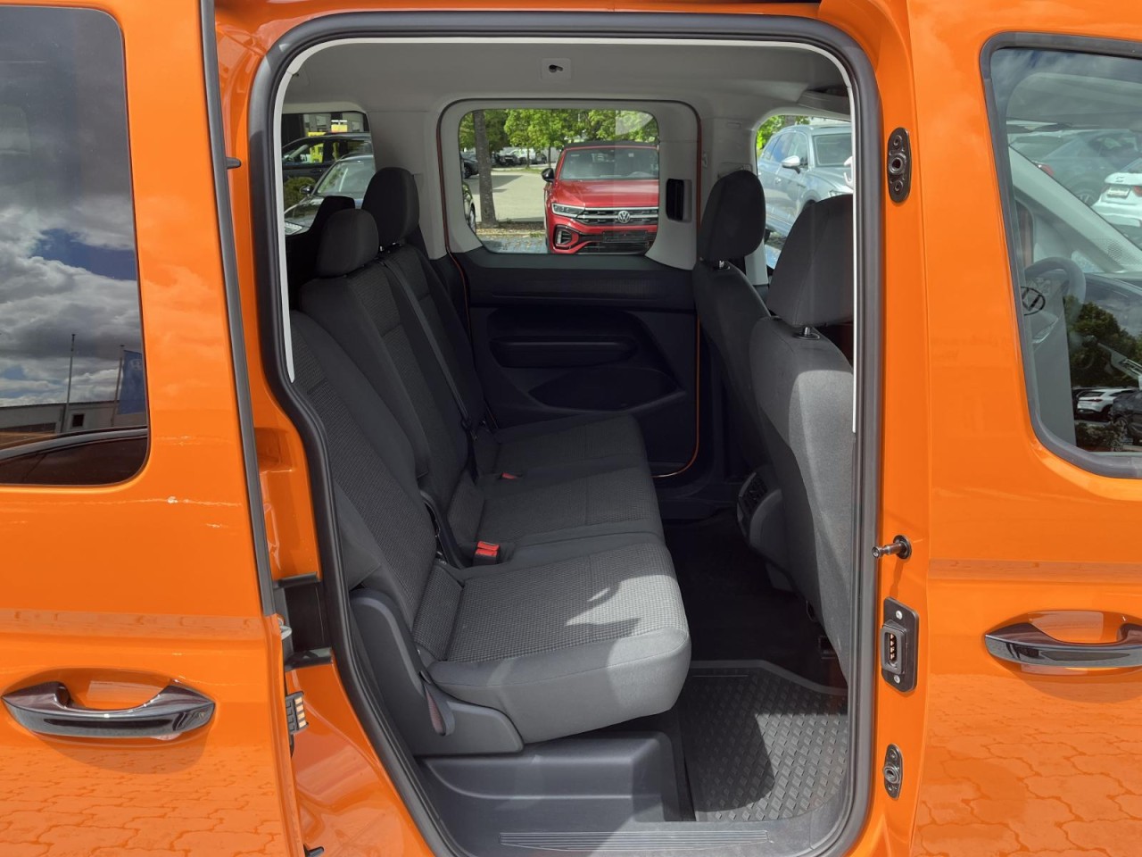 Caddy 2.0 TDI (Navi+R-Kamera) Klima