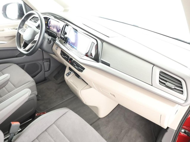 Multivan T7 2.0 TDI Life DSG (AHK+IQ-Light+Pano+STH+ACC)