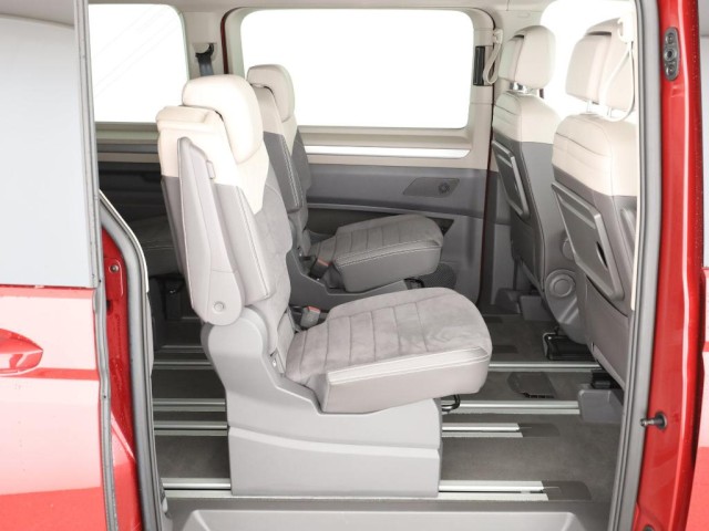 Multivan T7 2.0 TDI Life DSG (AHK+IQ-Light+Pano+STH+ACC)