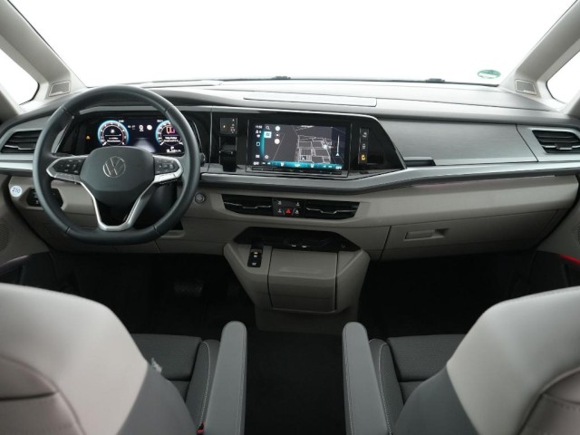 Multivan T7 2.0 TSI Life DSG (AHK+IQLight+HeadUP+Standh.+DCC)