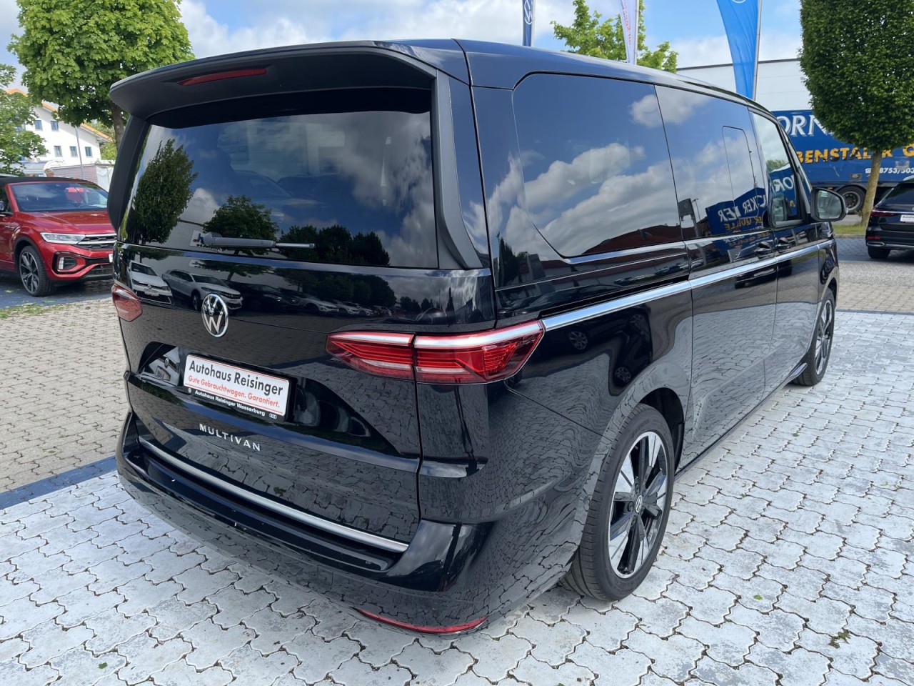 Multivan T7 Style 2.0 TSI DSG LÜ (MatrixLED+APP+NAVI+RearView+Standh.+Panorama)