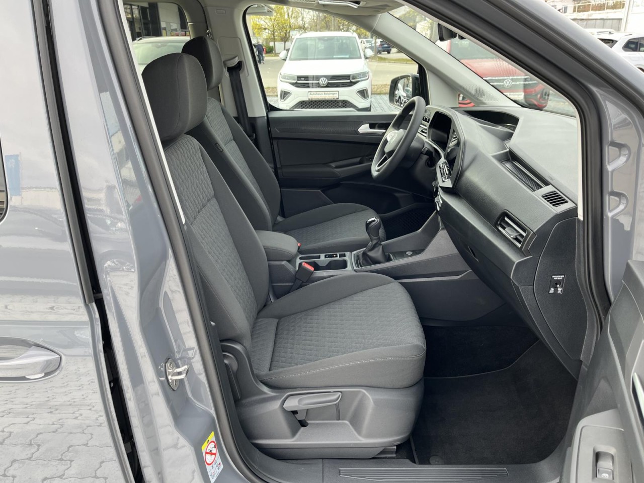 Caddy Maxi Life 1.5 TSI EDITION (LED+NAVI+RearView)