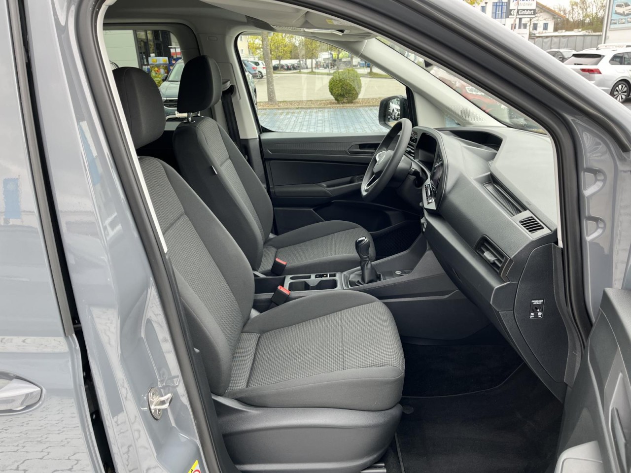 Caddy 2.0 TDI Kombi (RearView+Lane+FrontAssist)