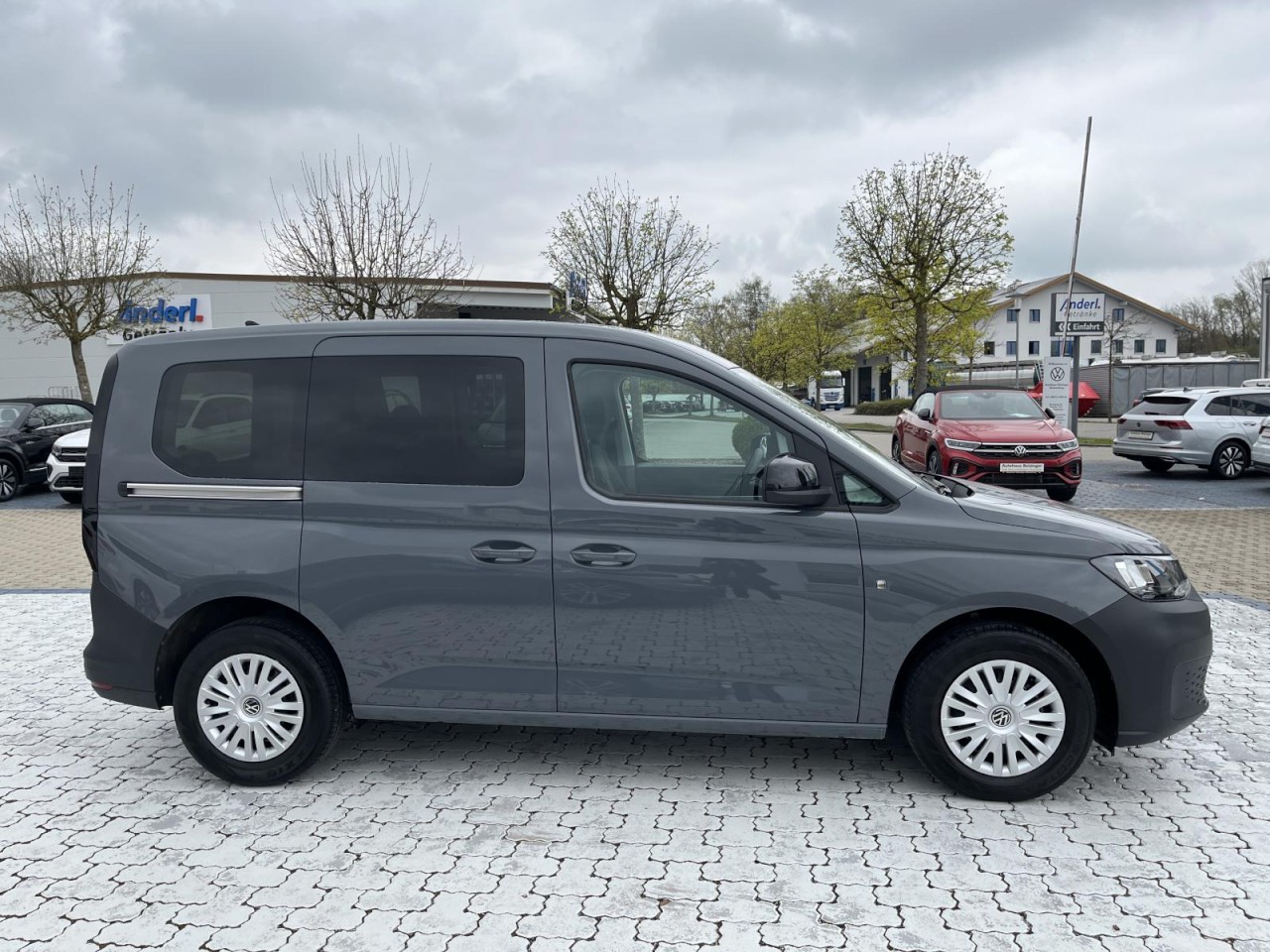 Caddy 2.0 TDI Kombi (RearView+Lane+FrontAssist)