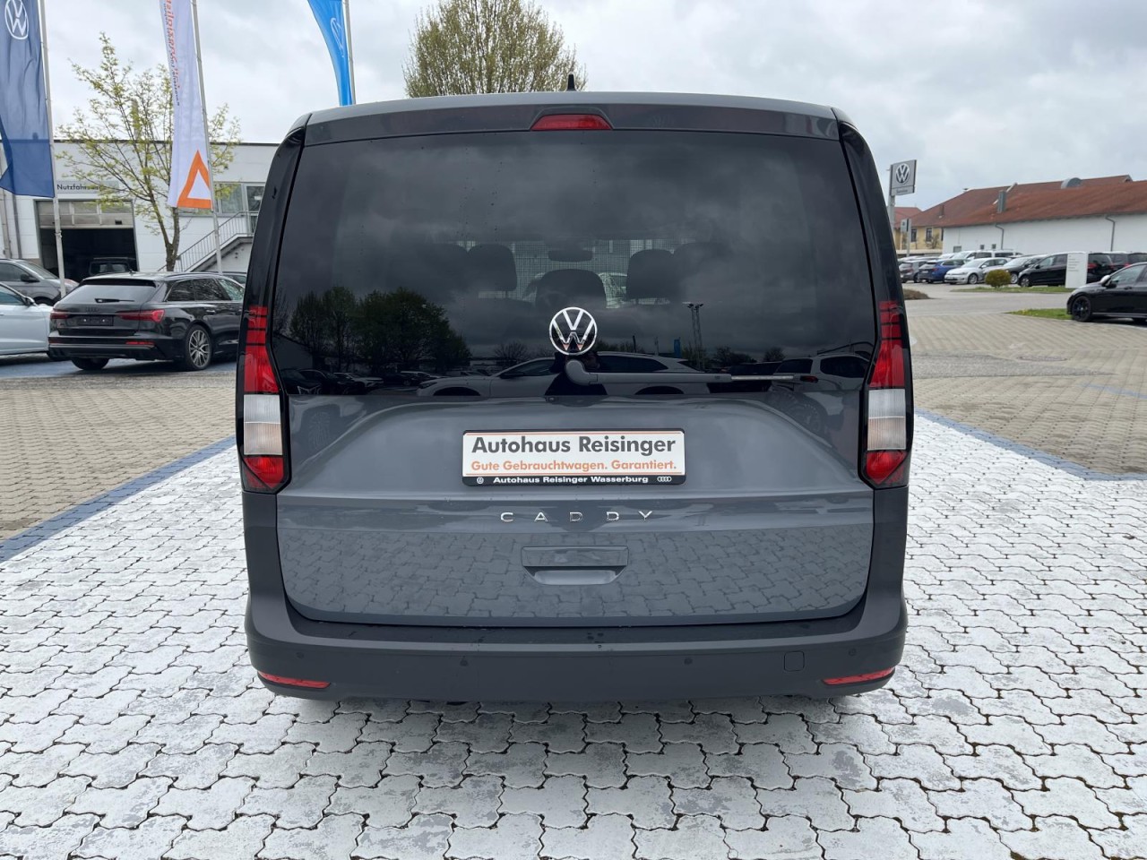 Caddy 2.0 TDI Kombi (RearView+Lane+FrontAssist)