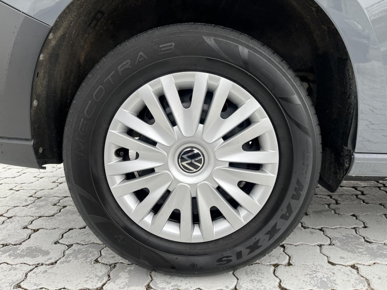 Caddy 2.0 TDI Kombi (RearView+Lane+FrontAssist)