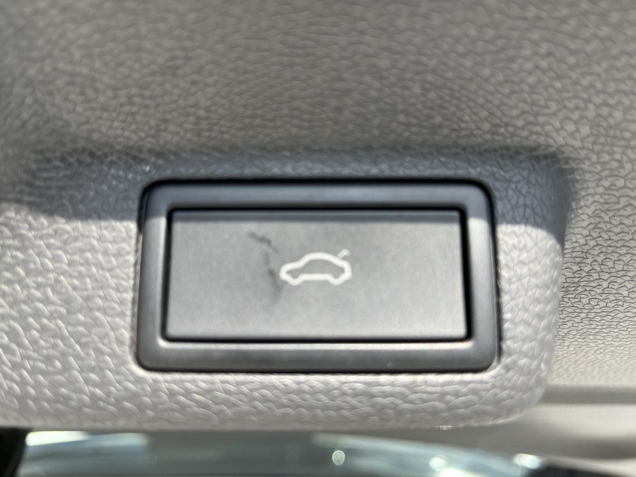 ID.Buzz Cargo KR (Rear View,AHK,Fahrer-Assistenz Plus)