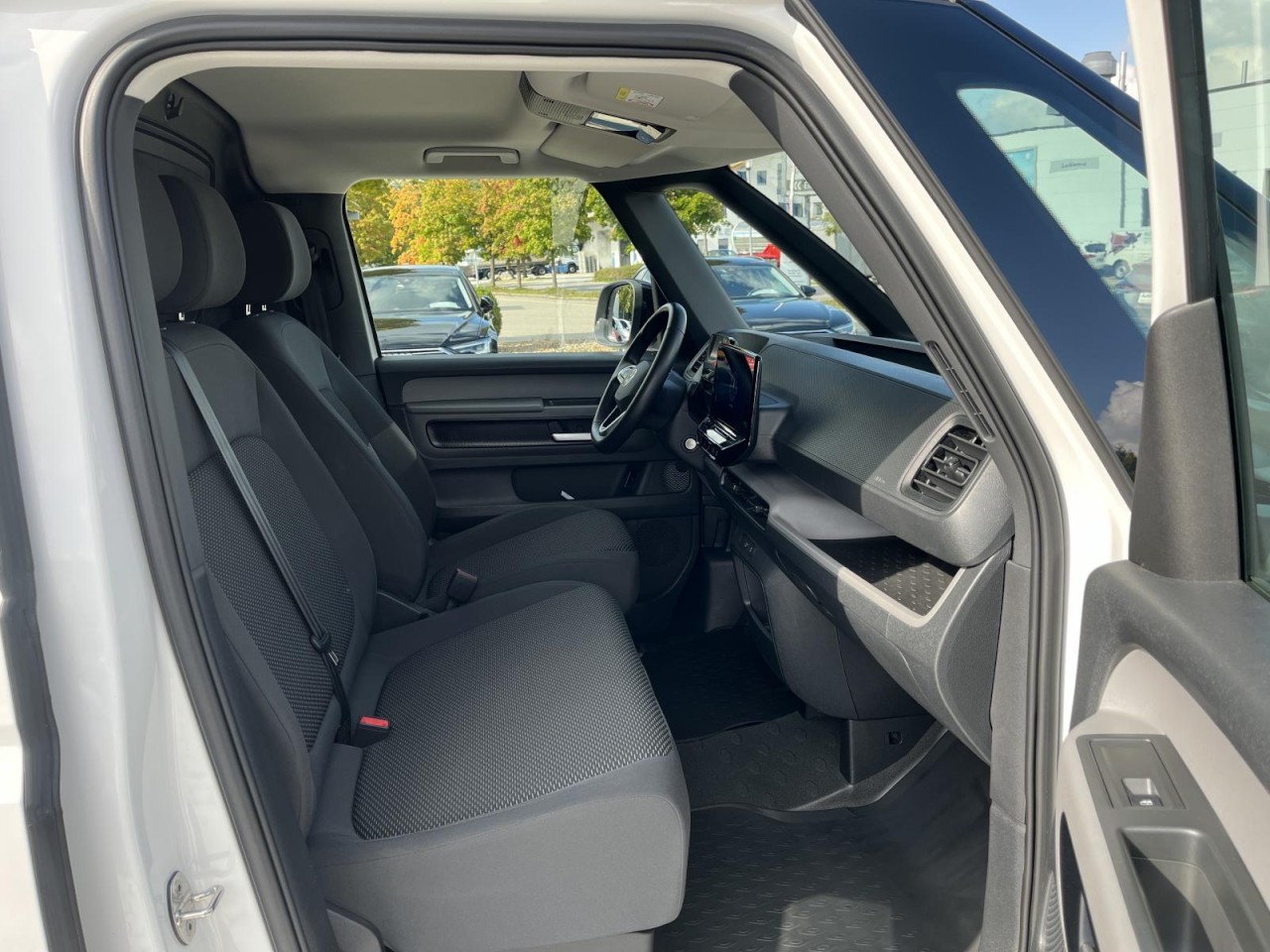 ID.Buzz Cargo KR (Rear View,AHK,Fahrer-Assistenz Plus)