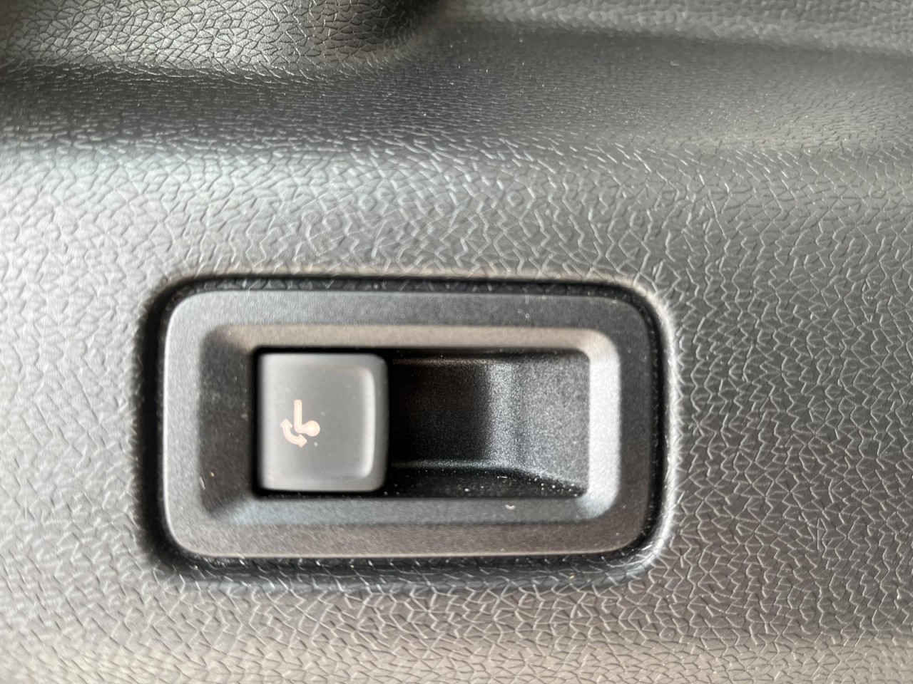 ID.Buzz Cargo KR (Rear View,AHK,Fahrer-Assistenz Plus)