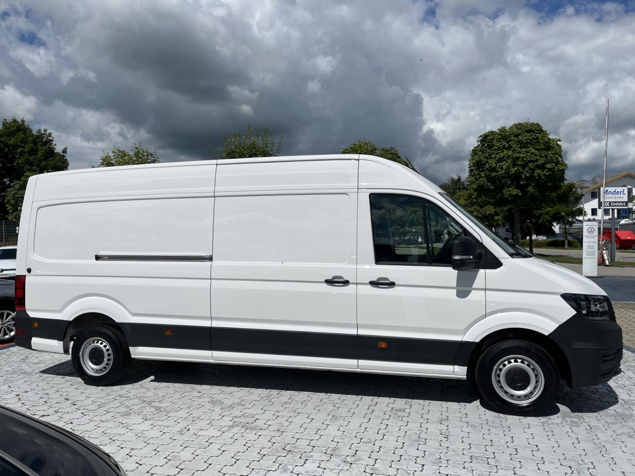Crafter 2.0 TDI Kasten (Navi,RearView,AHK-Vorbereit.)