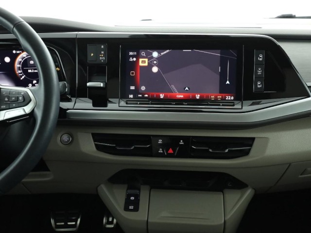 Multivan T7 2.0 TSI DSG Style LÜ (Leder+19Zoll+STH+Head)