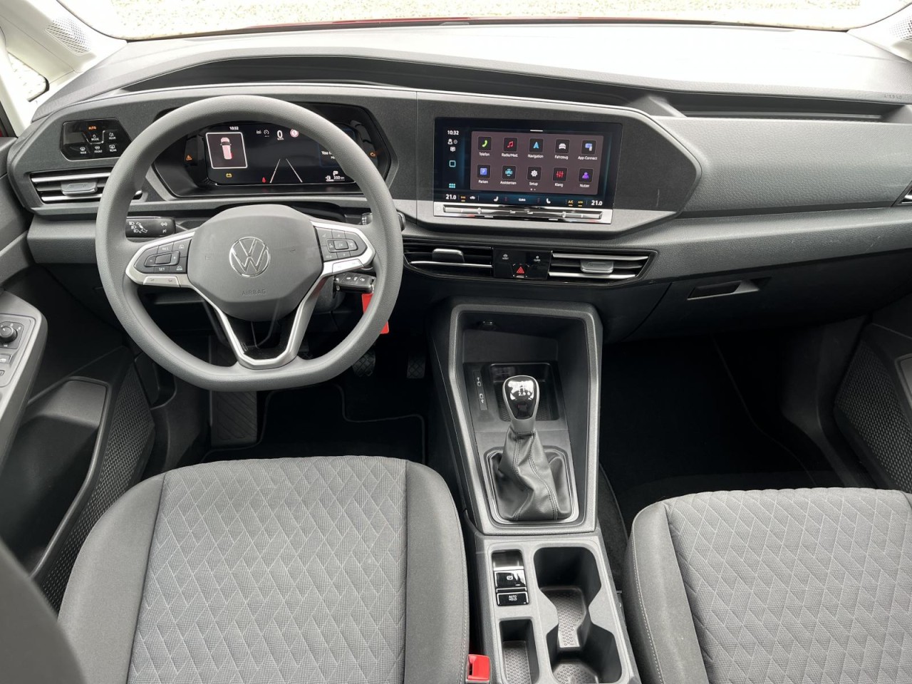 Caddy 2.0 TDI Life (Navi,AHK,Technik Paket,DAB)