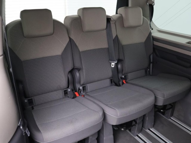 Multivan T7 2,0 TDI Life DSG (LED+NAVI+APP+AHK+ACC)