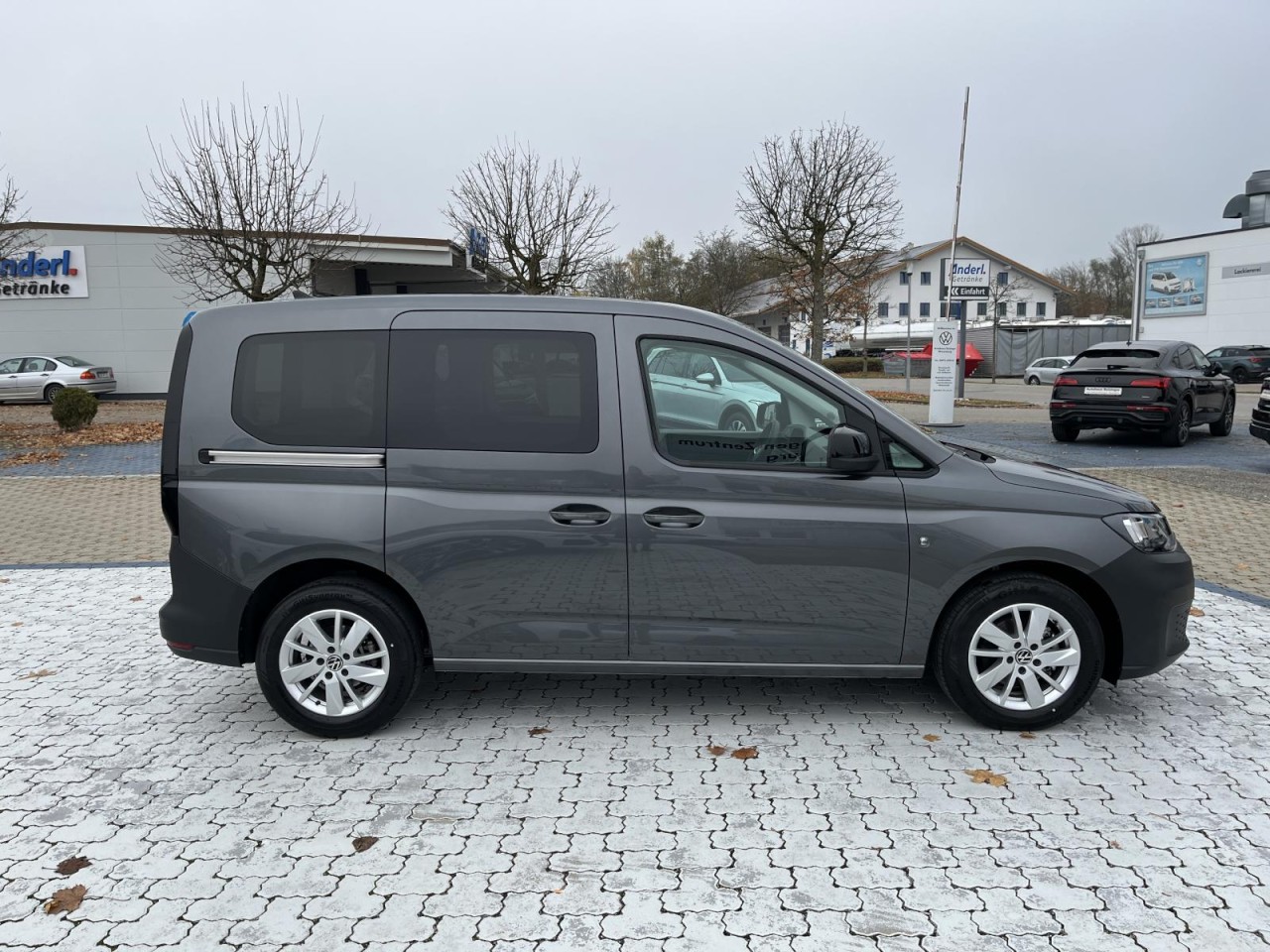 Caddy Kombi 2.0 TDI (NAVI,RearView,GRA,LaneAssist)