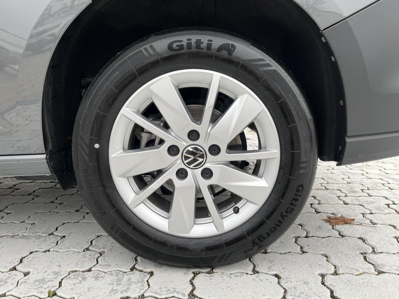 Caddy Kombi 2.0 TDI (NAVI,RearView,GRA,LaneAssist)