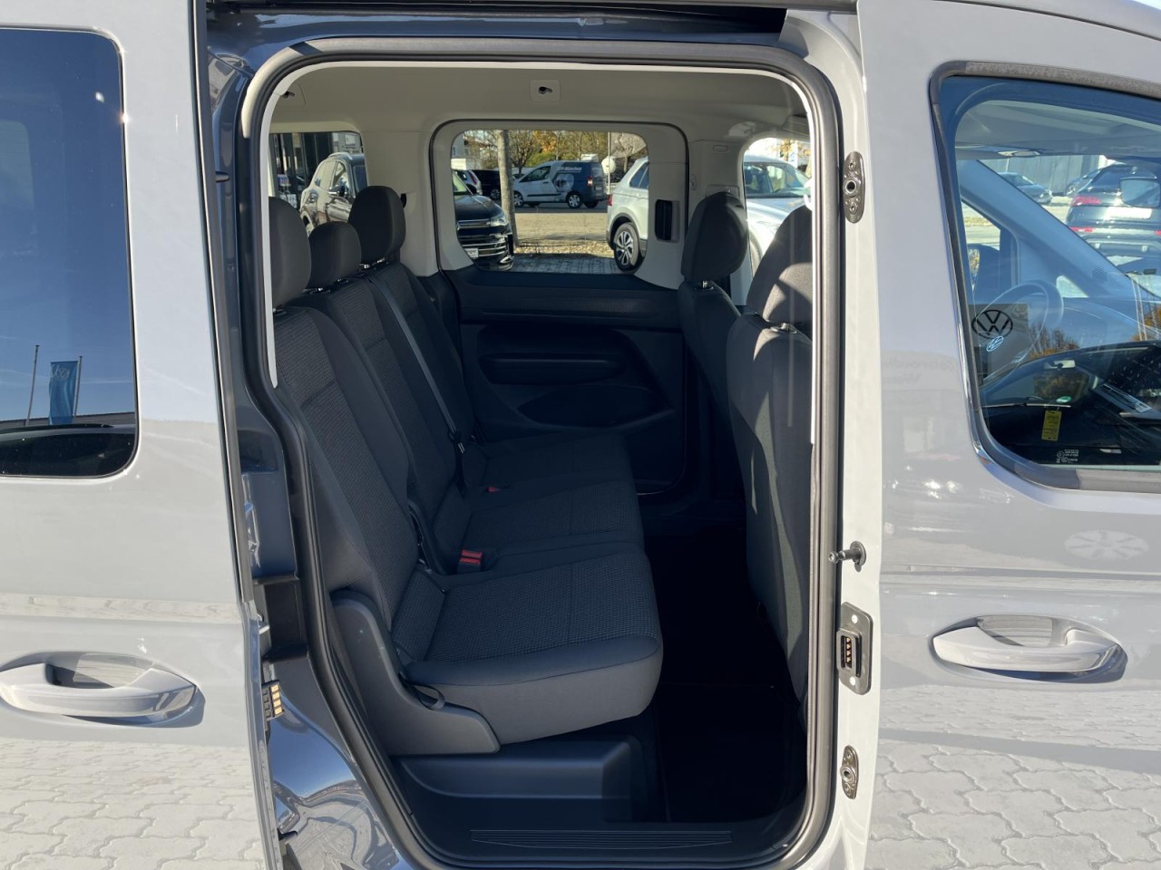 Caddy Kombi 2,0 TDI (ACC,Sitzh.,Parkassist)