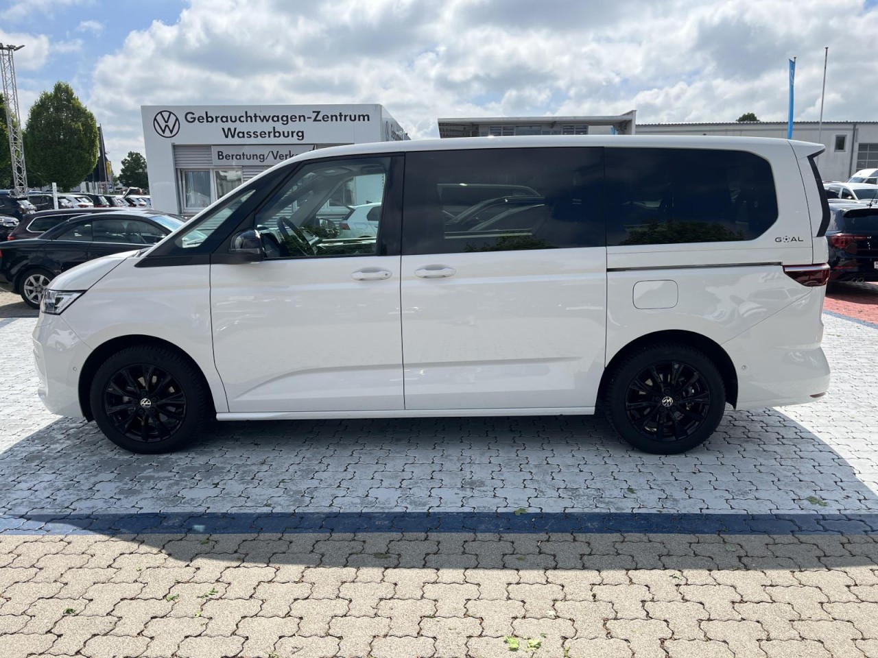 Multivan T7 Goal 2.0 TDI DSG (MatrixLED+APP+RearView+Panorama+ACC)