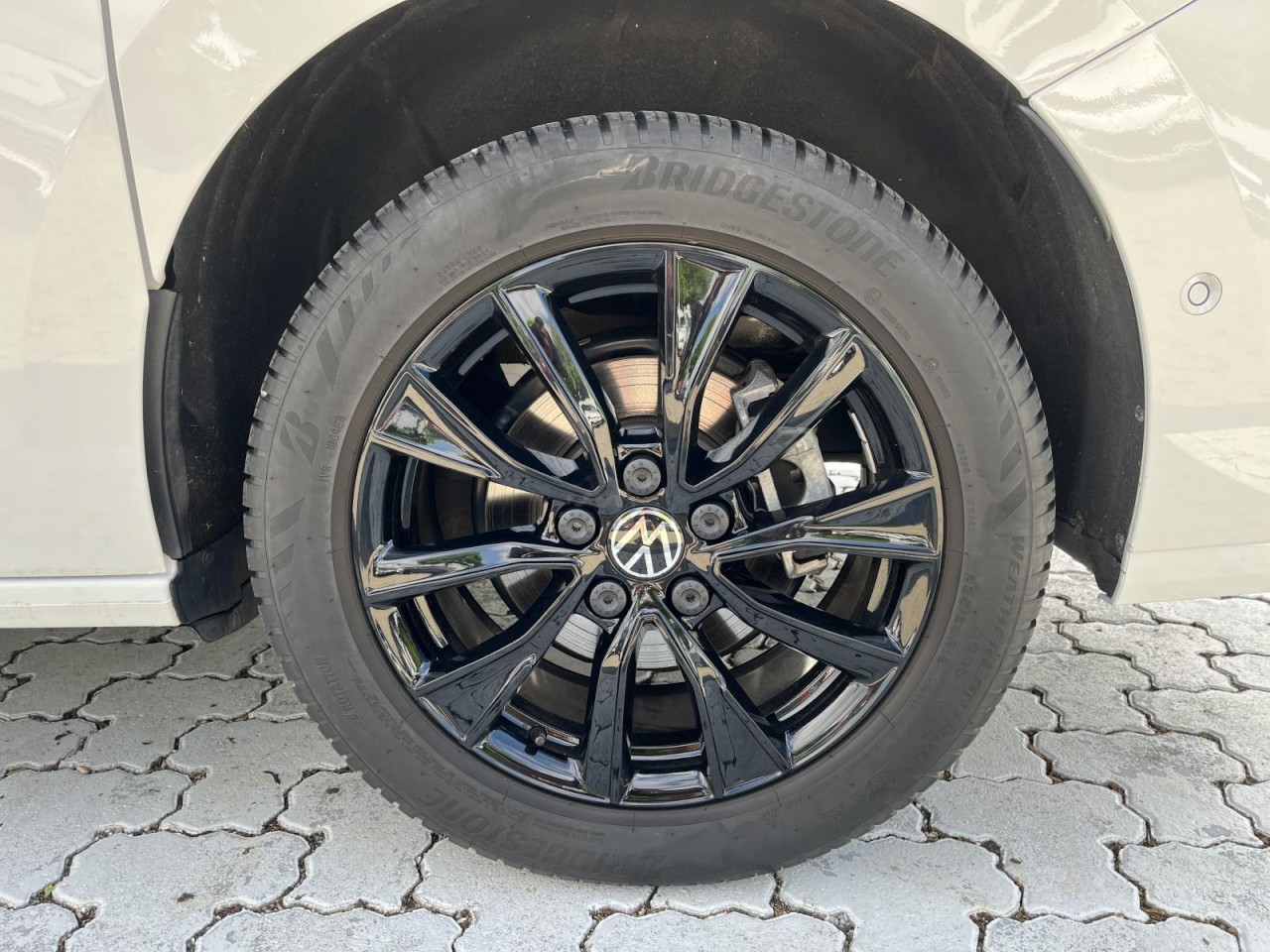 Multivan T7 Goal 2.0 TDI DSG (MatrixLED+APP+RearView+Panorama+ACC)