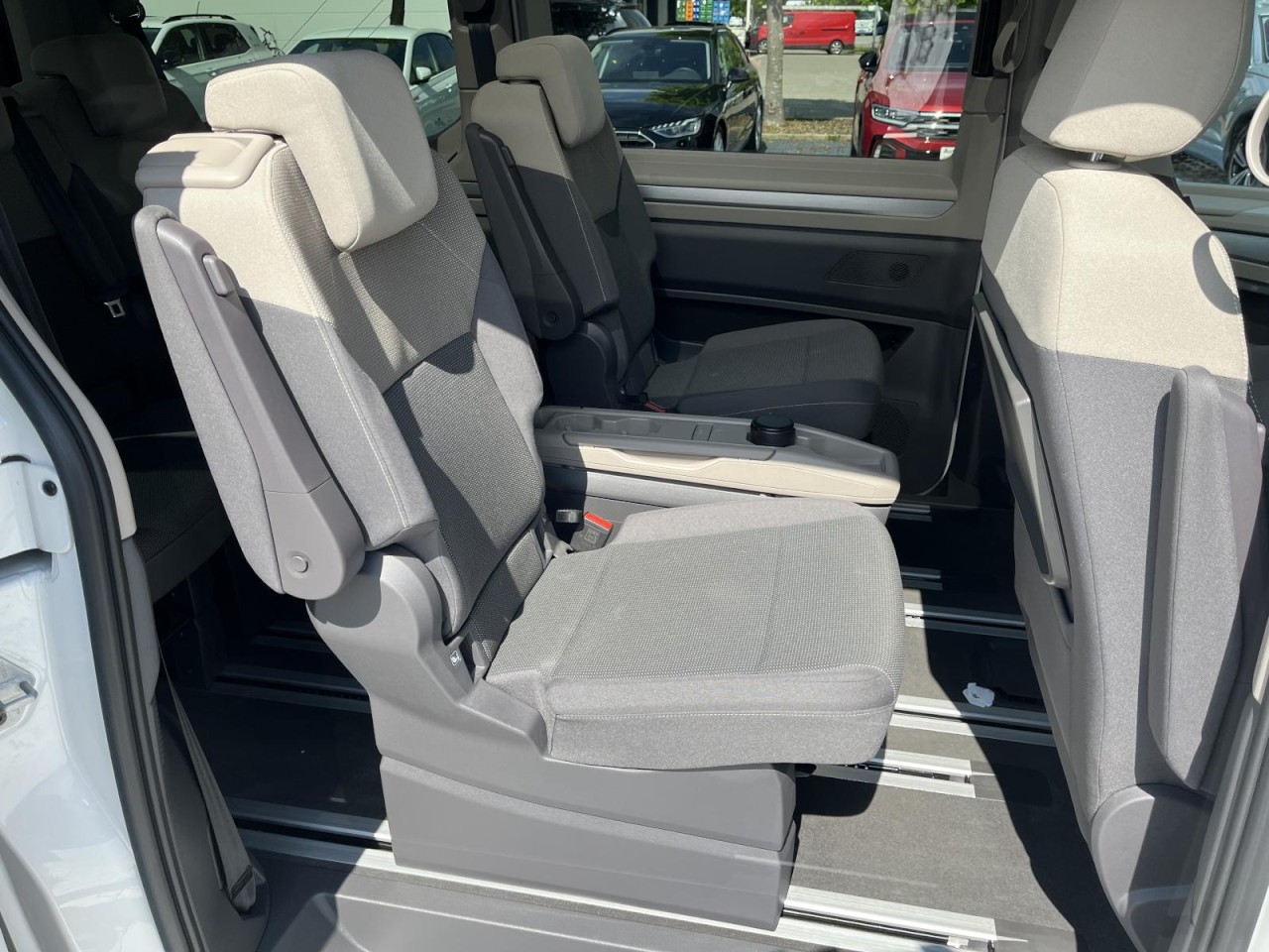 Multivan T7 Goal 2.0 TDI DSG (MatrixLED+APP+RearView+Panorama+ACC)