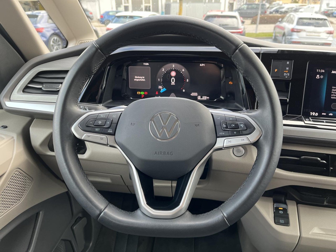 Multivan T7 2.0 TDI Life DSG (LED+AHK+NAVI+APP+ACC)