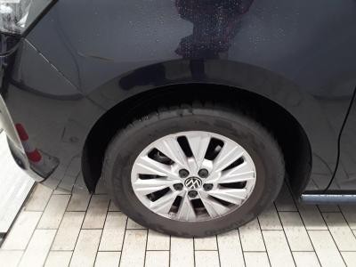 Multivan T7 2.0 TDI Life DSG (NAVI+LED+AHK+APP+RearView+Standh.+ACC)